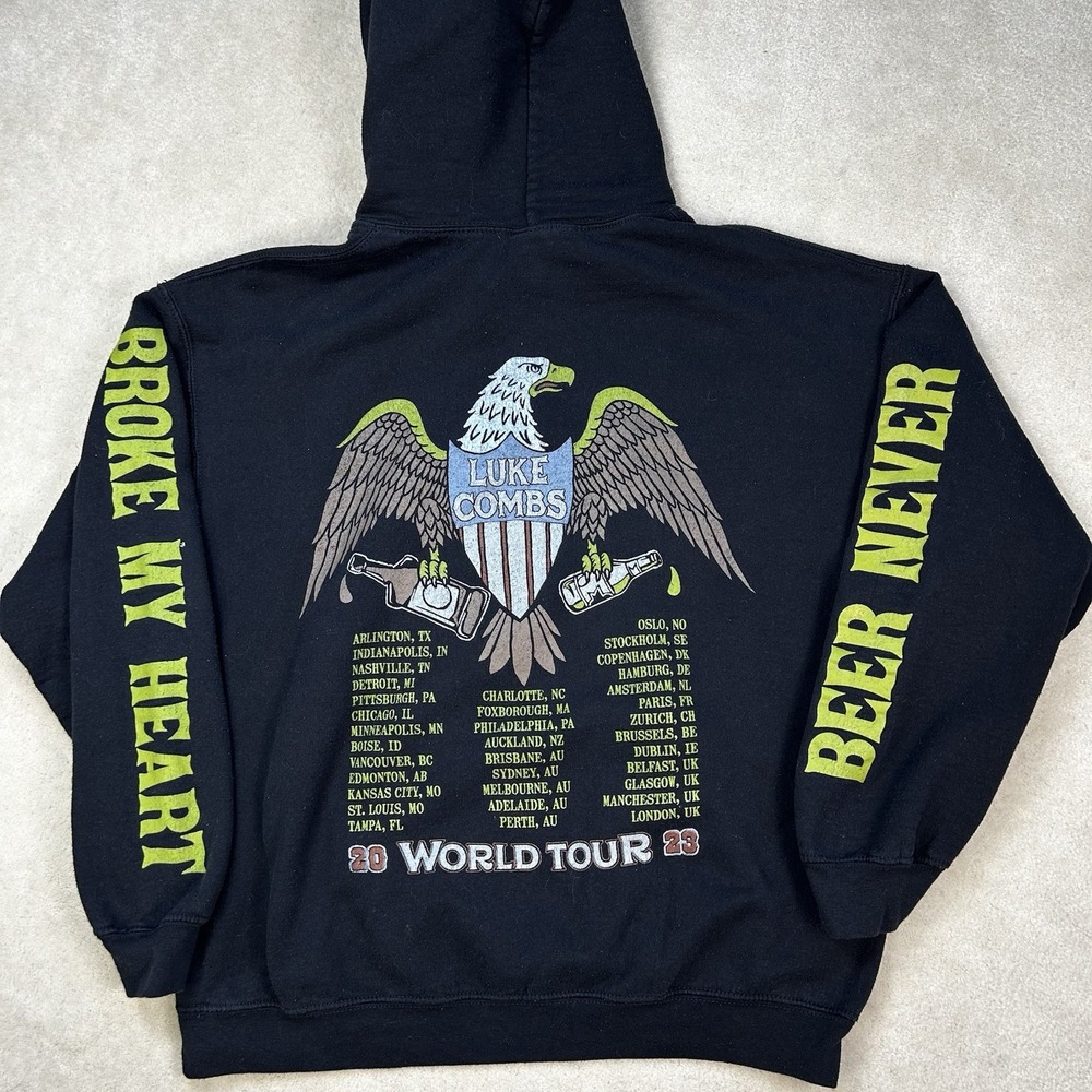 Luke Combs Hoodie Adult Large Beer Never Broke My Heart Tour Graphic Sleeve Hits